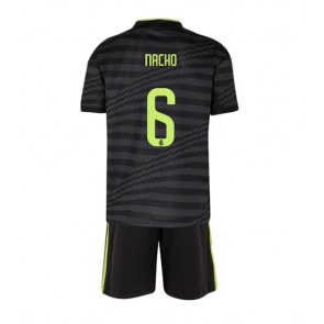 Real Madrid Nacho #6 kläder Barn 2022-23 Tredje Tröja Kortärmad (+ korta byxor)